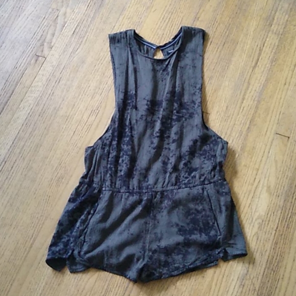 Hurley Pants - Hurley tie-dye romper Size Medium